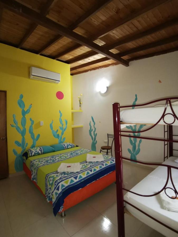 Villa Del Sol Hotel & Restaurante Villavieja Bagian luar foto