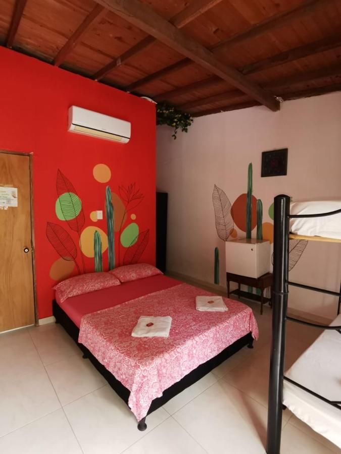 Villa Del Sol Hotel & Restaurante Villavieja Bagian luar foto